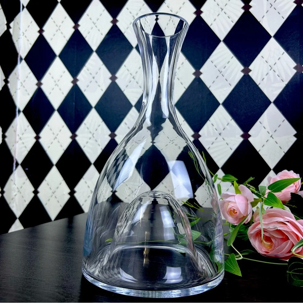Sculptural Clear Glass Wine Decanter with Internal Punt Aerator Art Glass Carafe